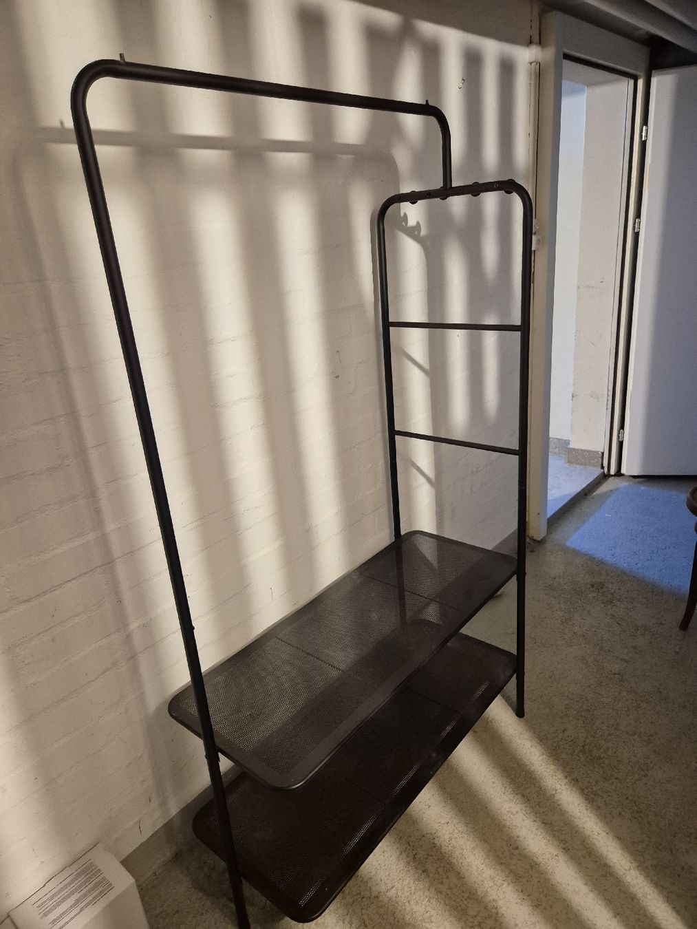Guardaroba: Garderobe wie neu – Usato da Zürich venduto da Maaasoo