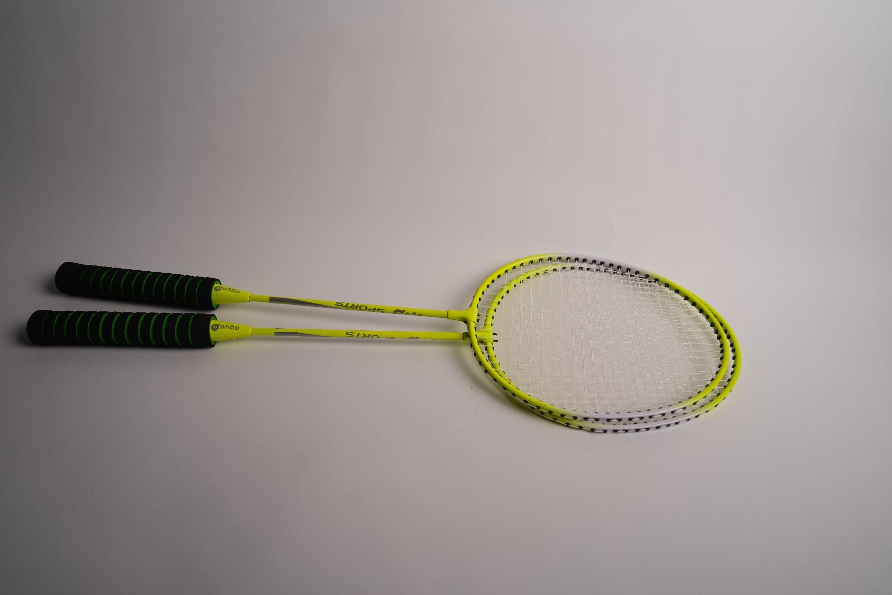 Racchette: Set mit 2 Badmintonschlägern – Usato da Basel venduto da san_w87x