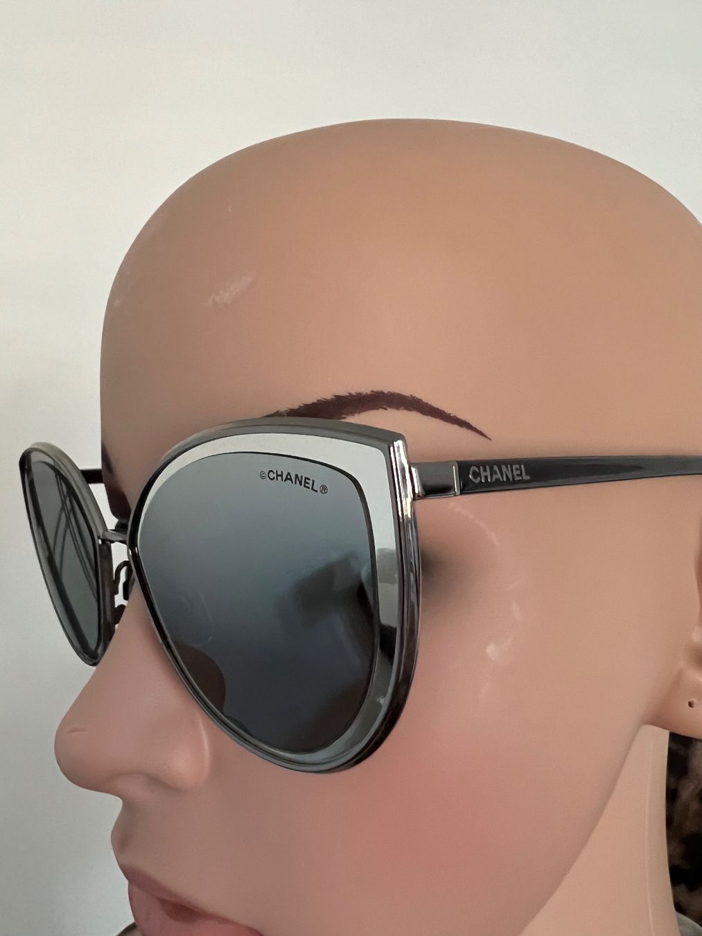 Chanel Occhiali & Lenti: CHANEL Sonnenbrille, silber, NEU – Nuovo (secondo la descrizione) da Bergdietikon venduto da pinkerton13 5