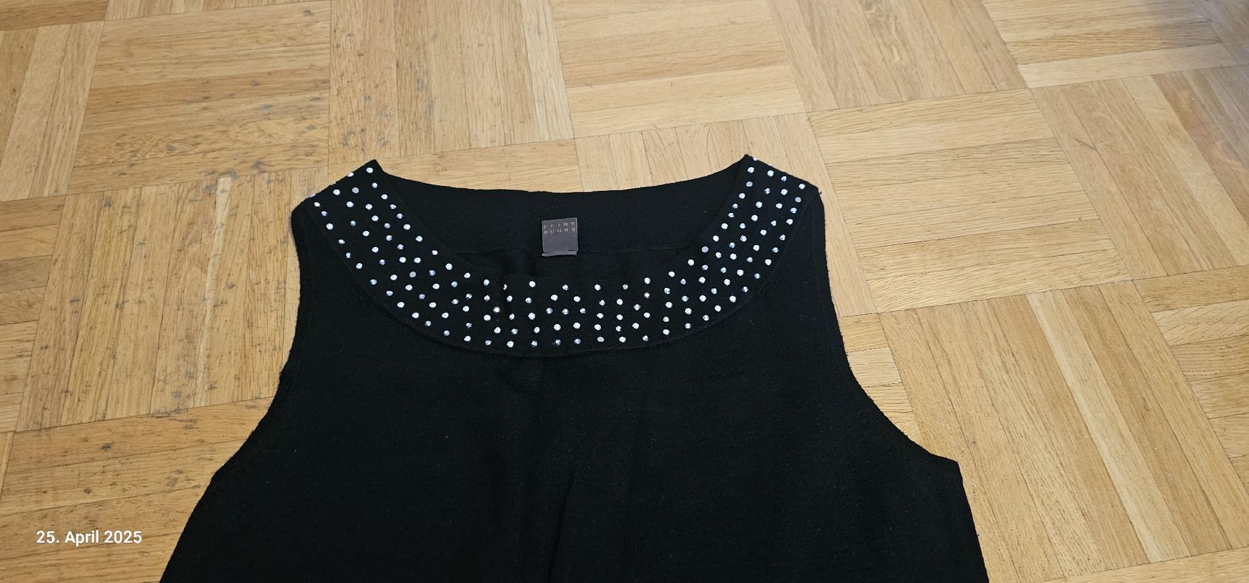 Vestiti: Elegantes, kleines Schwarzes mit Steinen – Nuovo (secondo la descrizione) da Kriens venduto da angelaruediger 2