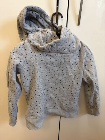 Tom Tailor Hoodie mit Sternen, Gr. 140, Top Zustand!