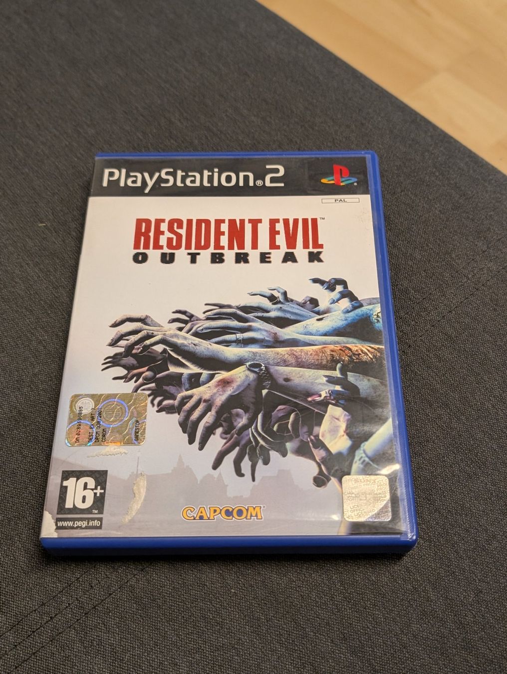 Spiele: Resident evil outbreak Sony playstation 2 – Gebraucht aus Giubiasco von Ticinerd
