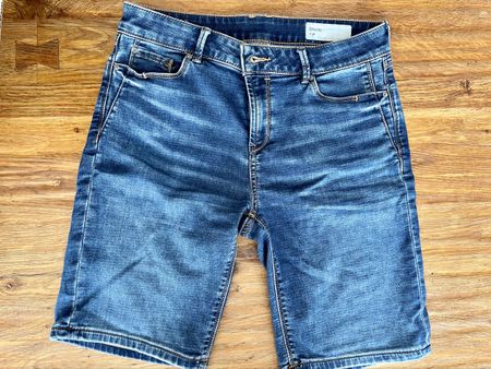 coole Jeansshorts Gr. 28
