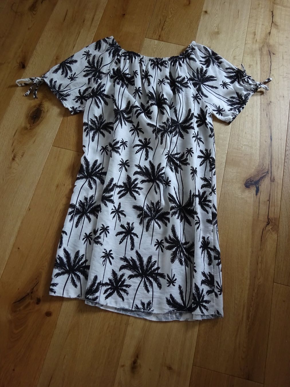 Kleider: Hübsches Kleid/Today – Neu (gemäss Beschreibung) aus Rothrist von Mistery1