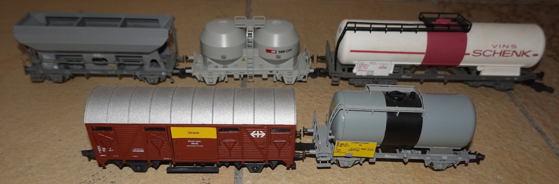 Roco Modelleisenbahnen: H0 5 Güterwagen Roco, Lima, Liliput – Gebraucht aus St. Gallen von bruenig0m