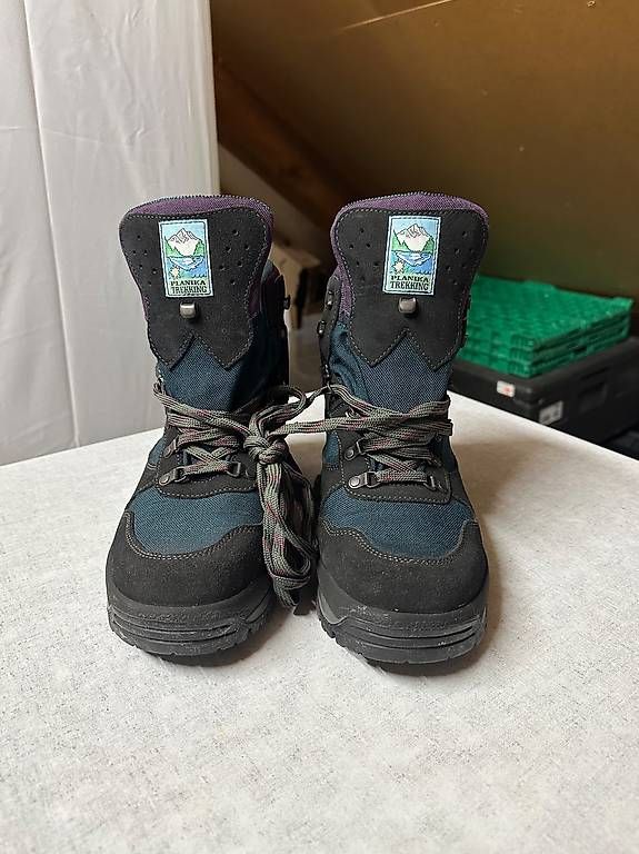 Scarpe da donna: Planika Trekking Wanderschuhe Grösse 41 EU 10 – Usato da Zürich venduto da jas_srb9