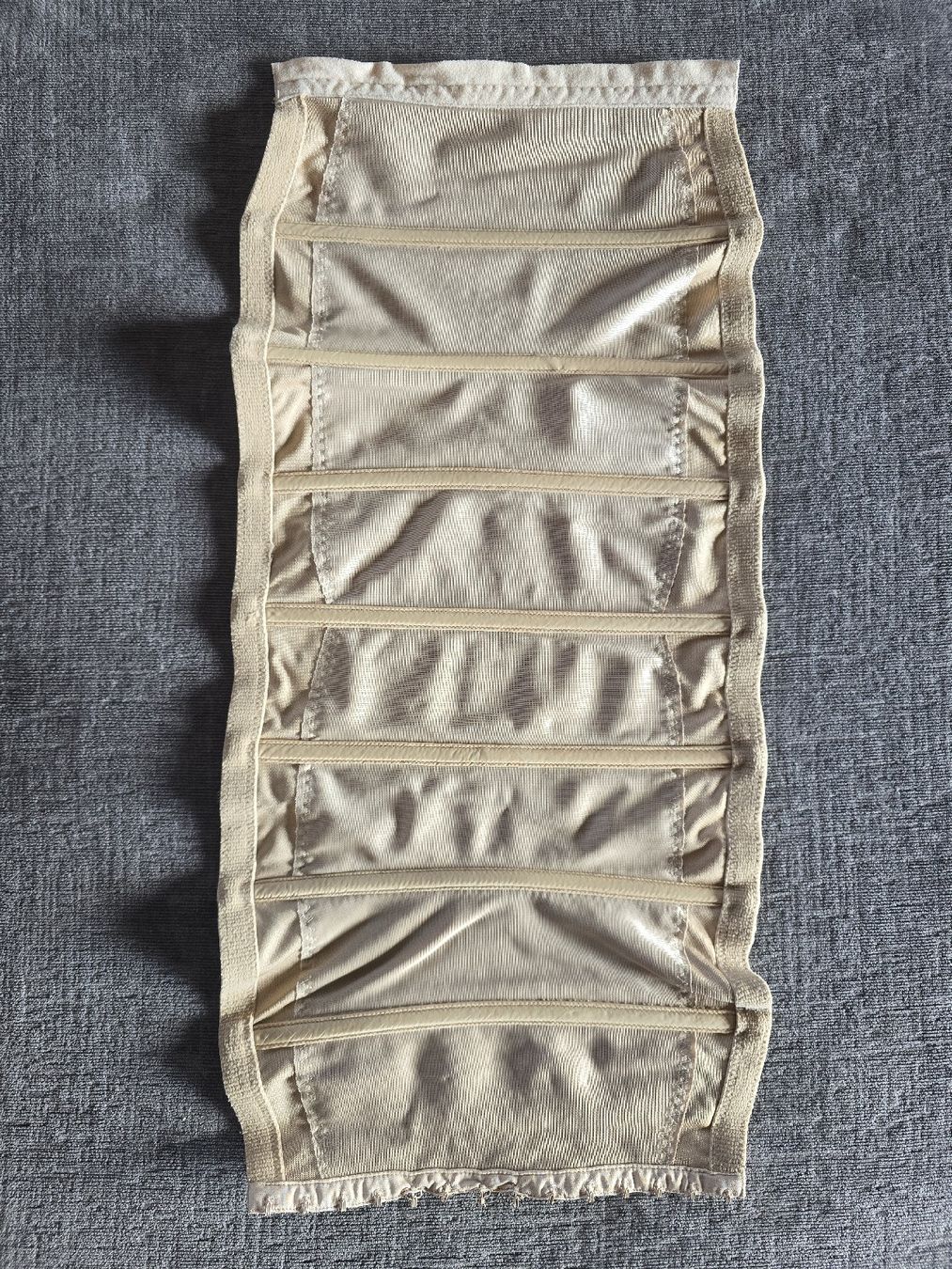 Sonstige Unterwäsche: Taillenslip / Miederhose /Corsett Grösse S, Formend – Gebraucht aus Lupfig von Sibo. 2