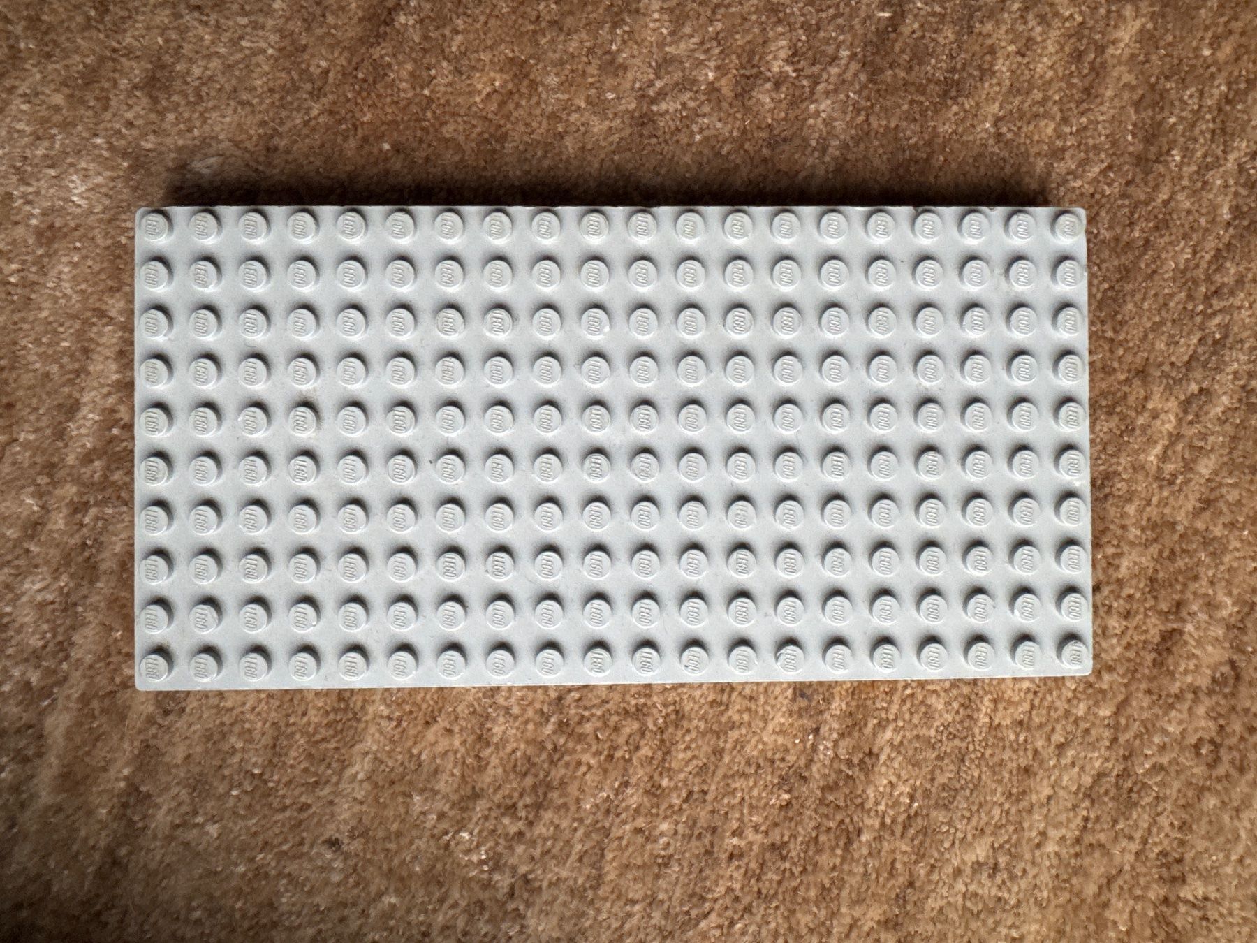 Lego Spielzeuge: Lego Platte alt - 8 x 16 cm – Gebraucht aus Aarau von Kilauea