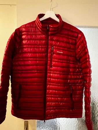 Patagonia Daunenjacke rot Herren M