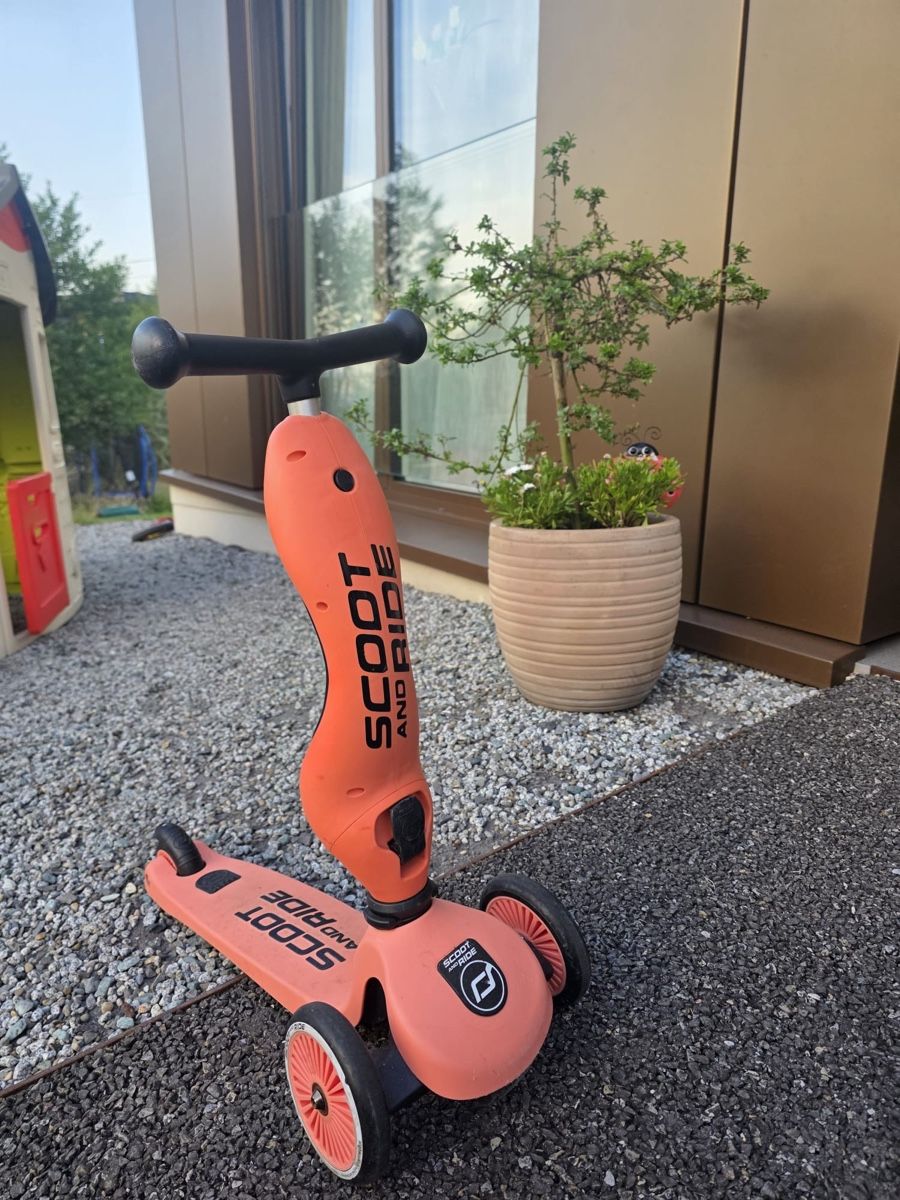 Veicoli per bambini: Scoot and Ride Kinderroller, wenig gebraucht! – Usato da Meierskappel venduto da docent2002