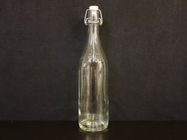 alte Flasche MINERALQUELLE ROMANEL EMARO SA 1969