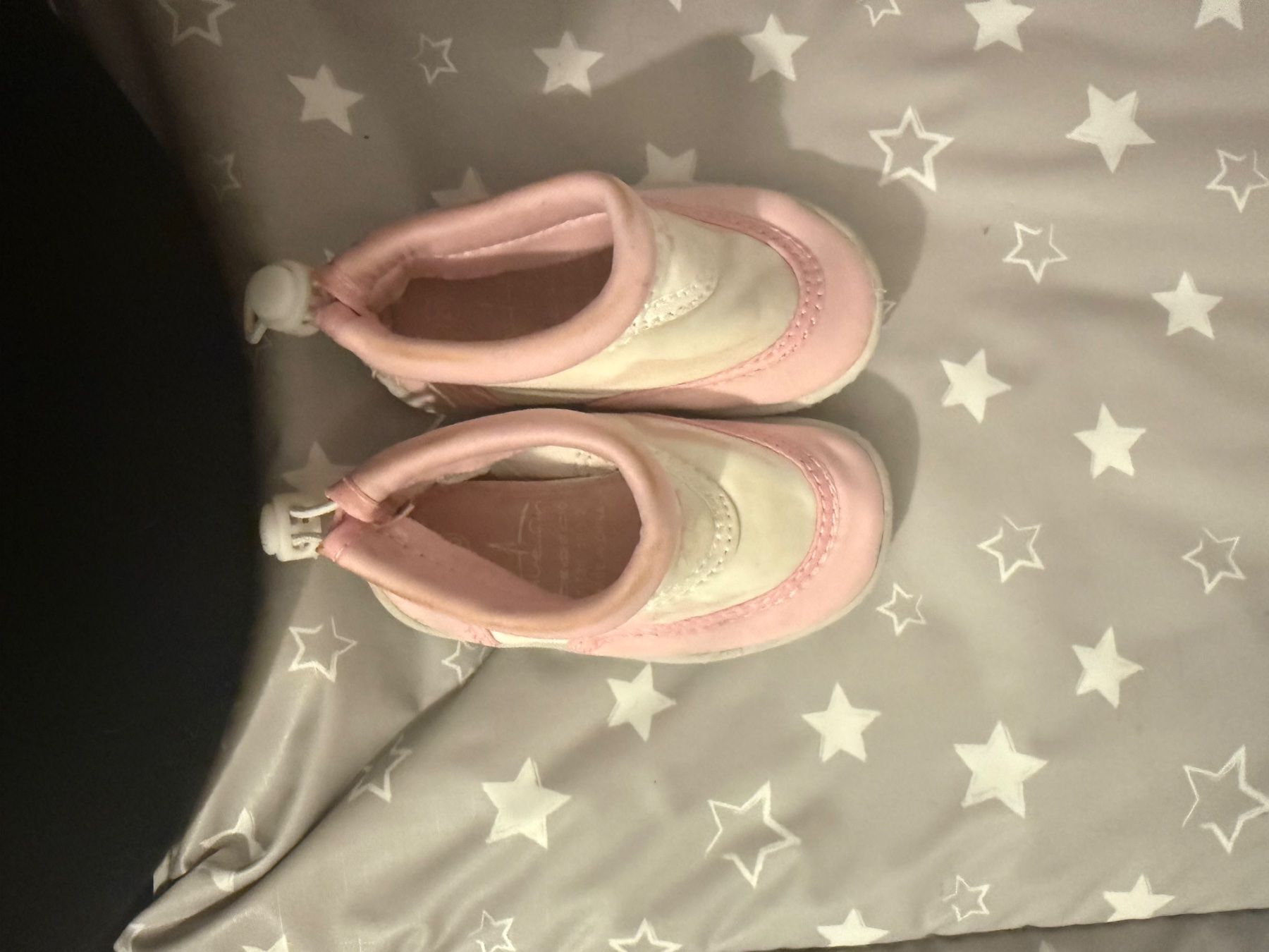 Chaussures filles: Badeschuhe – D'occasion à Langenthal par ruf_tgw2