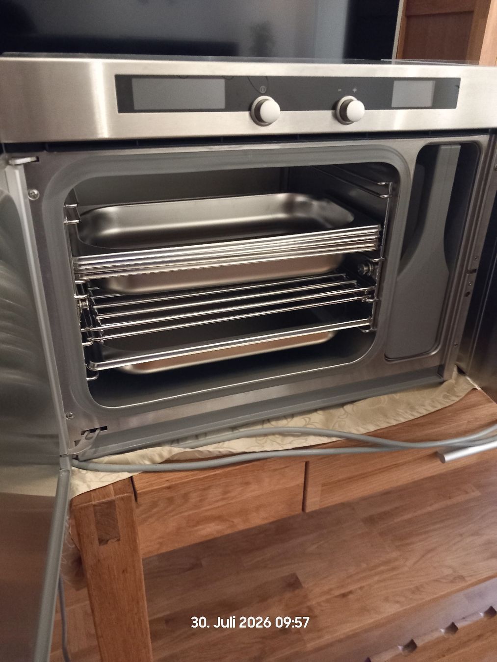Miele Elettrodomestici da cucina: MIELE DG 2351 Dampfgarer ab 1.00! – Usato da Dulliken venduto da Back_to_Track 4