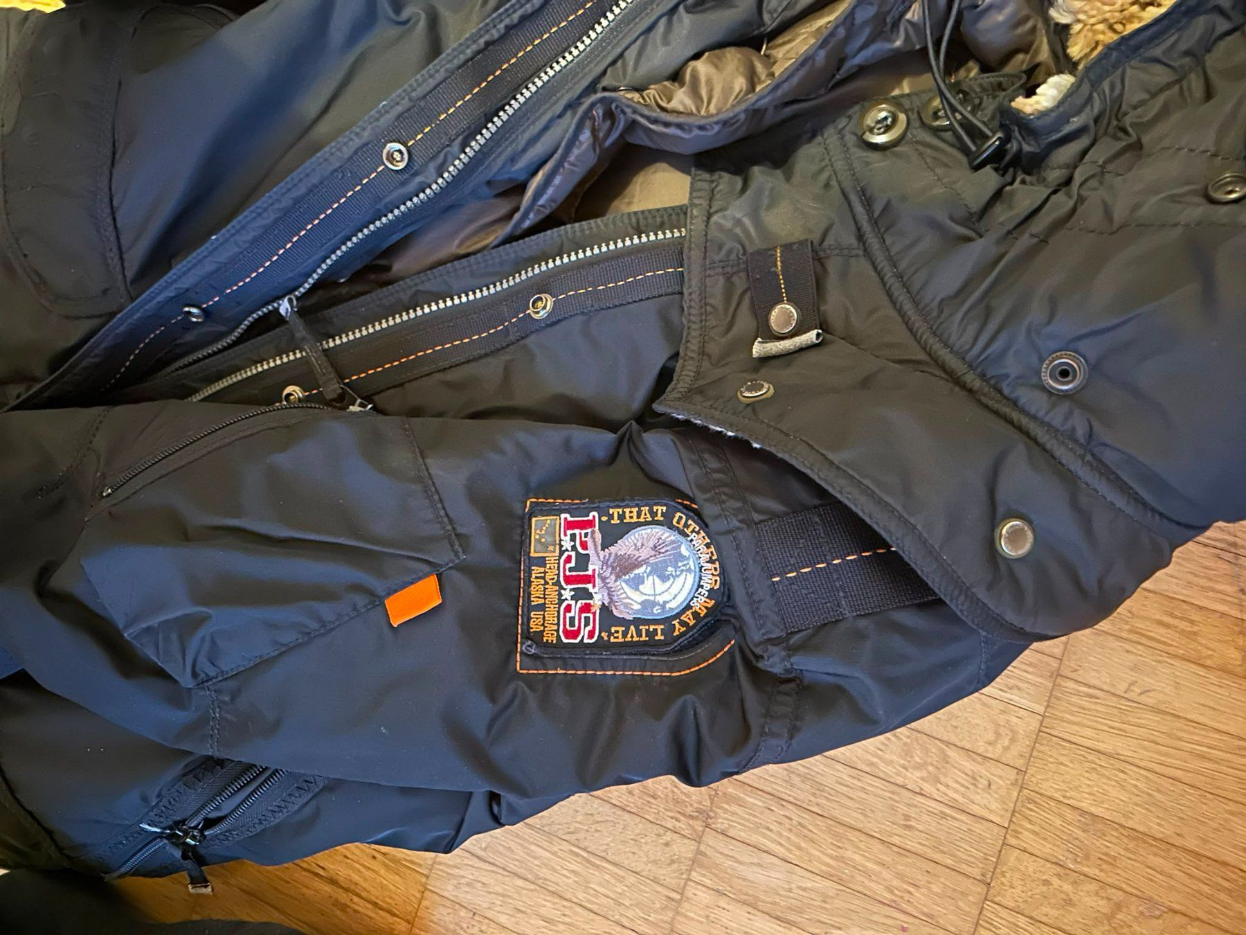 Parajumpers Giacche: ParaJumpers Daunenjacke – Usato da Basel venduto da AlineAssi1234 1