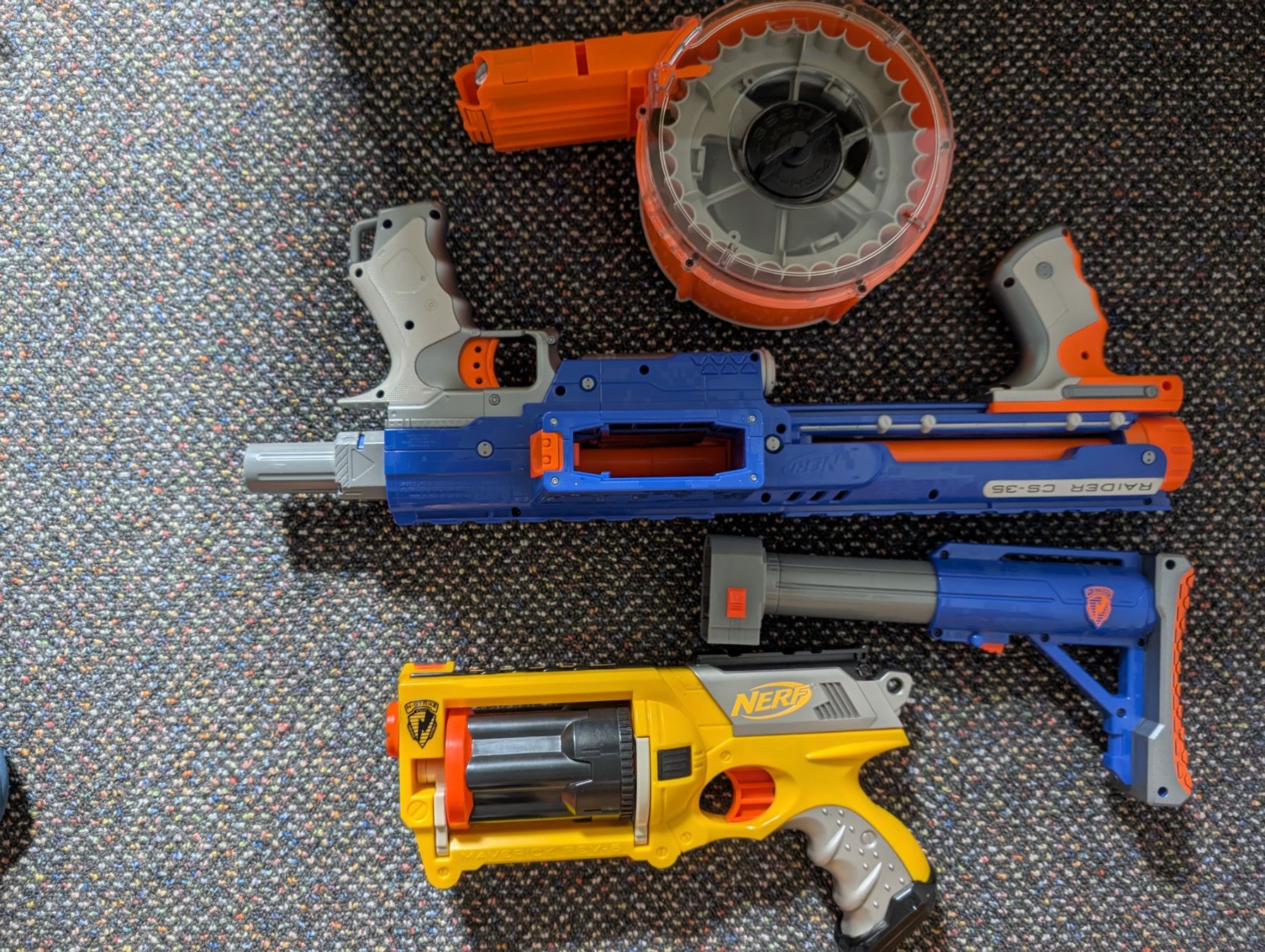 Nerf Giocattoli: Nerf, wie neu – Usato da Bremgarten b. Bern venduto da qualivendor