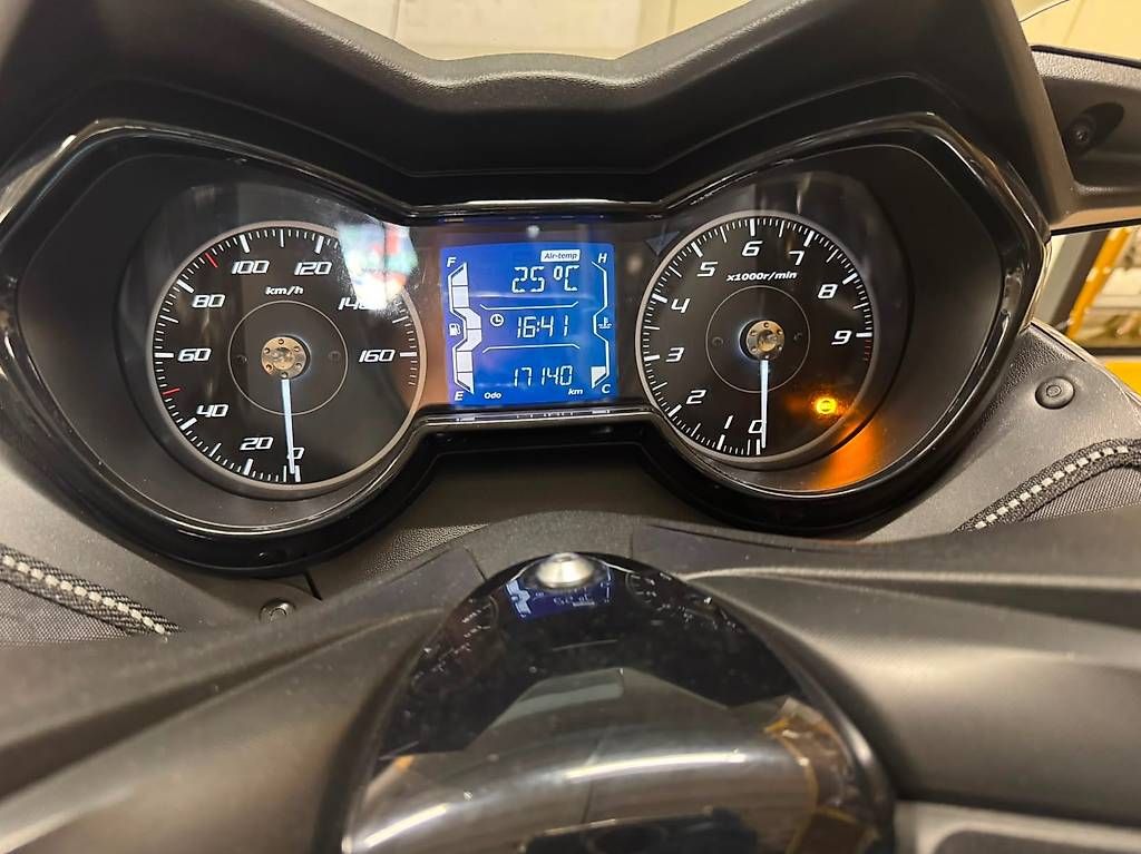 Altro: Yamaha X_MAX 300 Tech-Max – Usato da vésenaz venduto da bluniers 4