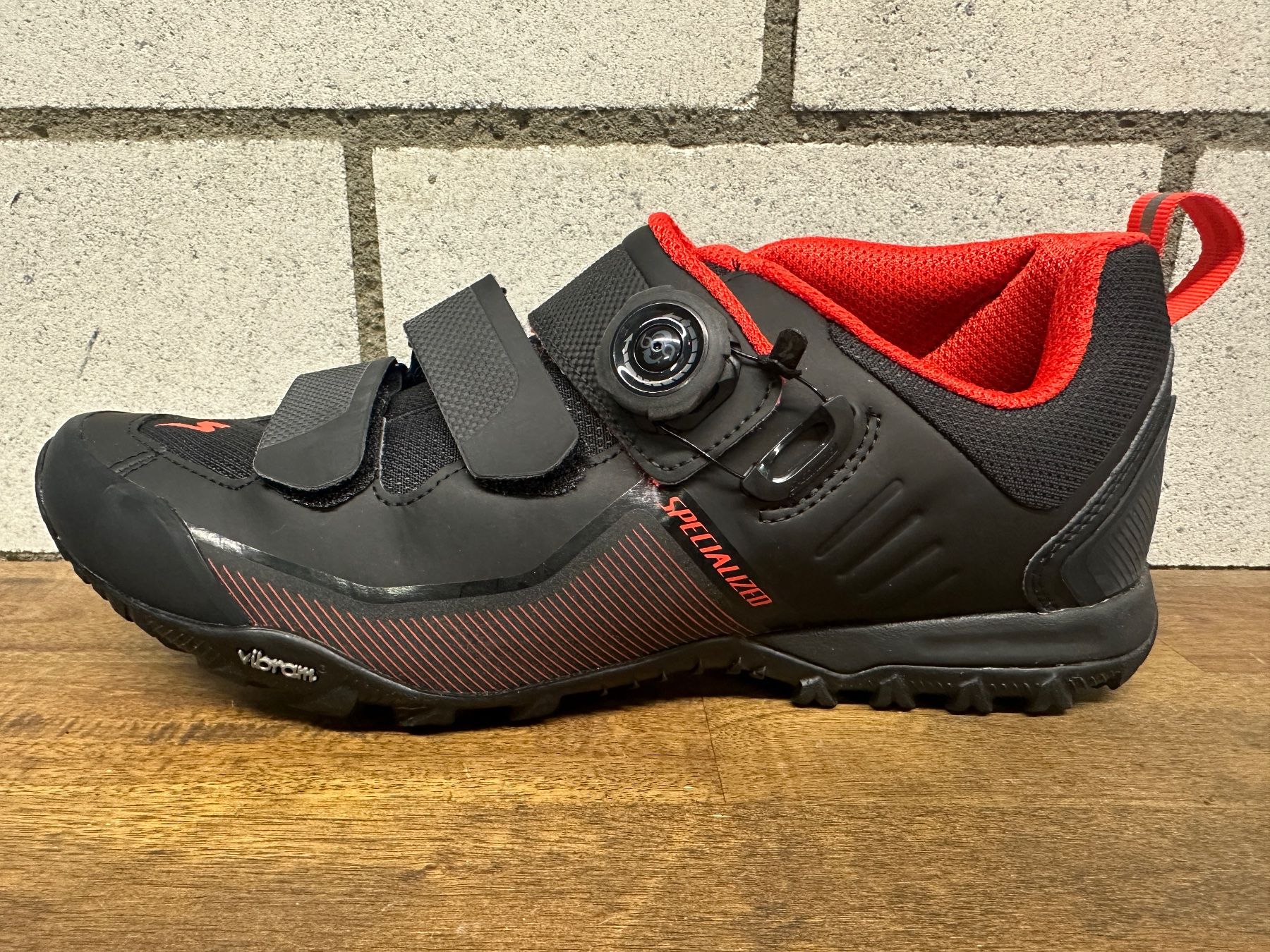 Specialized Herrenschuhe: Specialized Rime Expert MTB Schuh Gr. 43 – Neu und originalverpackt aus Wetzikon ZH von  1
