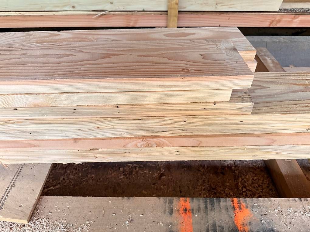 Holzartikel: Douglasien Bretter 35x200mm – Neu (gemäss Beschreibung) aus Wallisellen von CH-Holz-CH 1
