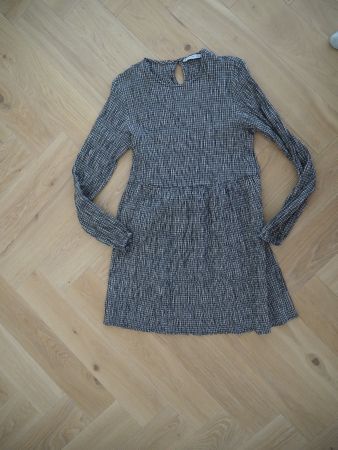 Stradivarius Kleid Gr. M Karo