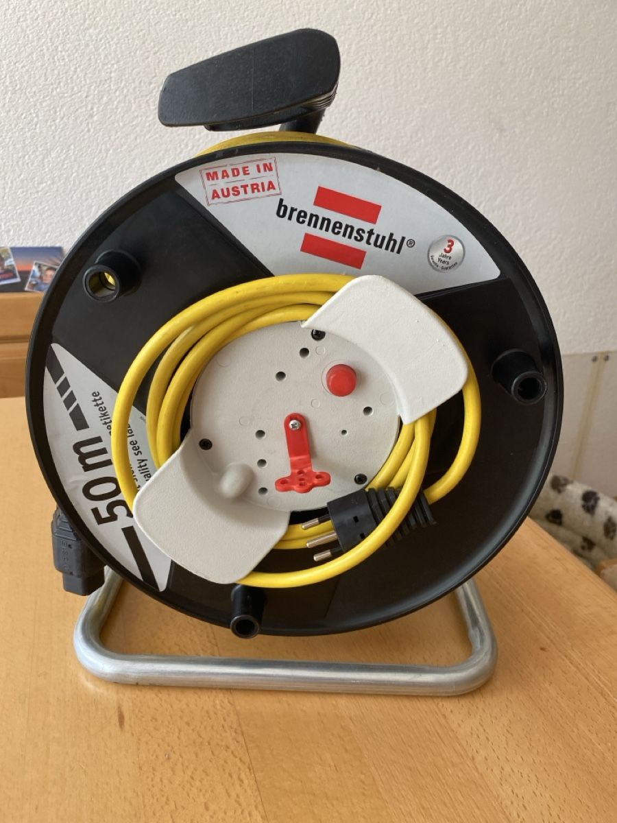 Kabel: Brennenstuhl Kabelrolle 50 m – Gebraucht aus Mülligen von Flockenstiel