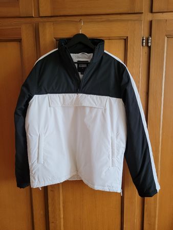 Urban Classics Winterjacke, Gr. M, Schwarz/Weiss - Top!