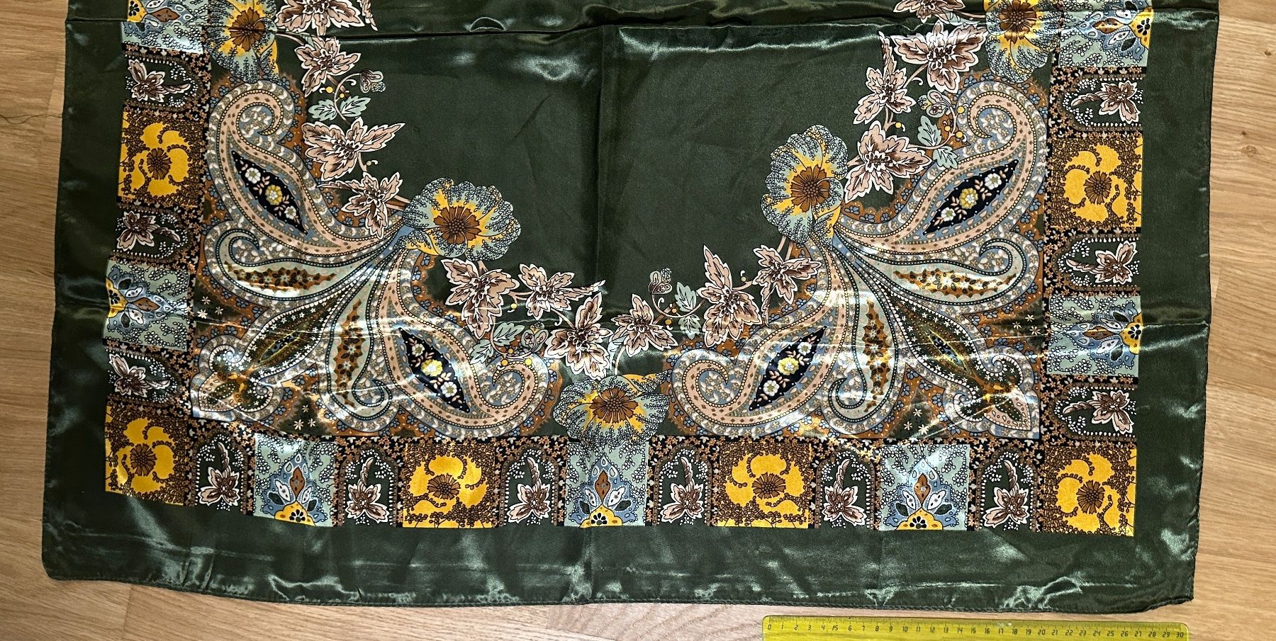 Foulards, Tücher & Schals: Tuch Schal Vintage Grün gemustert – Gebraucht aus Lufingen von ott_r59k 1