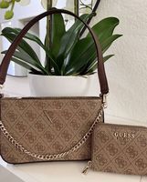 Guess Handtasche mit Portmonee 