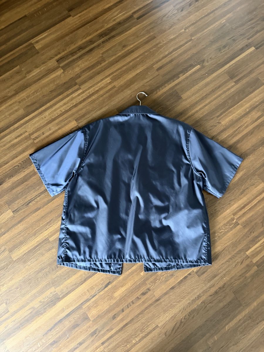 Prada Giacche: Prada Nylon Navy Blau Overshirt – Usato da Steinhausen venduto da WatchEnthusiast 1