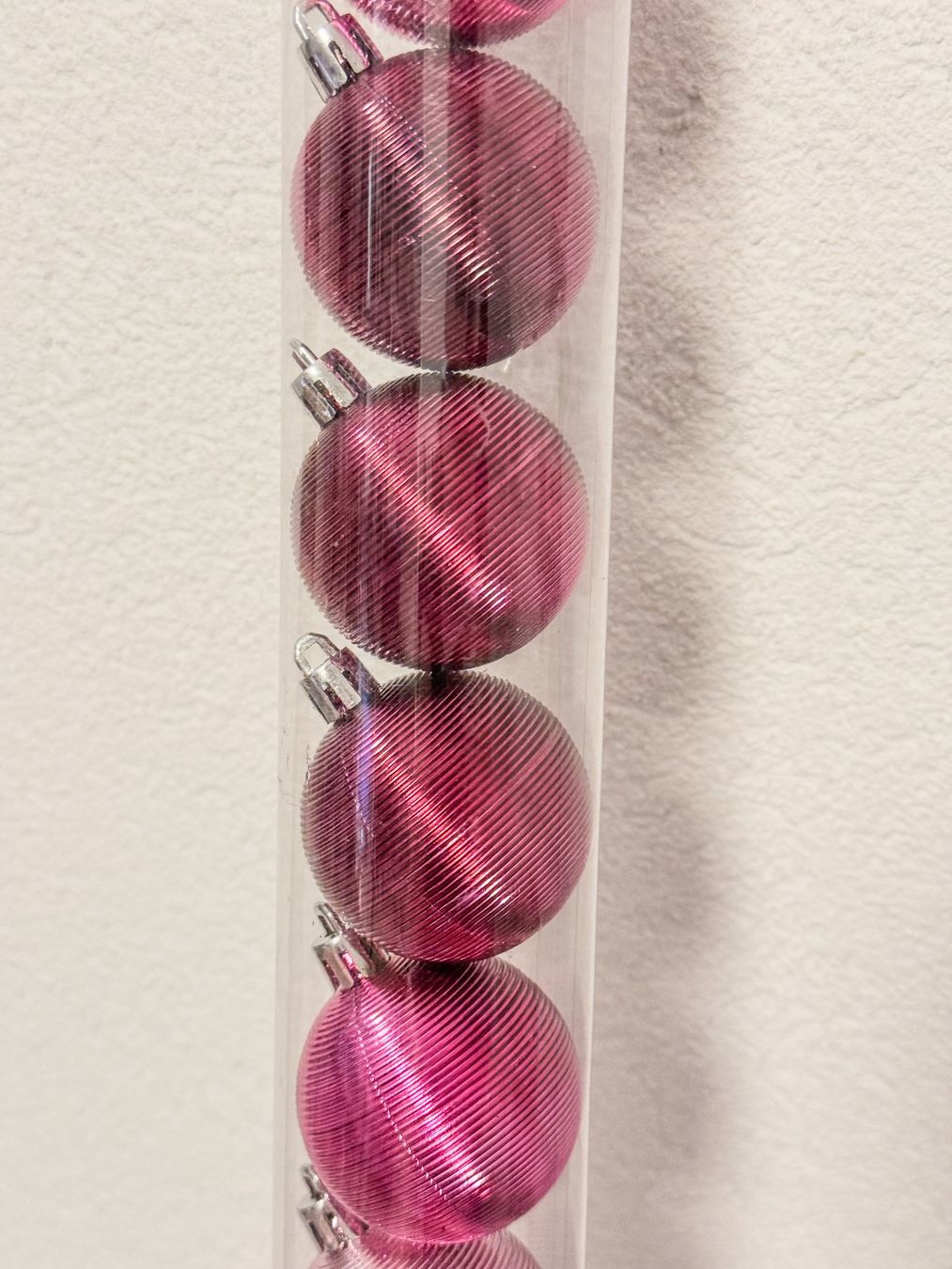 Tutte le decorazioni: Pinke/Violette Weihnachtskugeln, 16 Stück. Neu! – Nuovo e nell'imballaggio originale da Galmiz venduto da Wichtel25 4