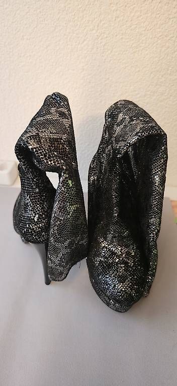 Scarpe da donna: High Heels Stiefel Schlangen Optik – Usato da Luzern venduto da sabidu1 2