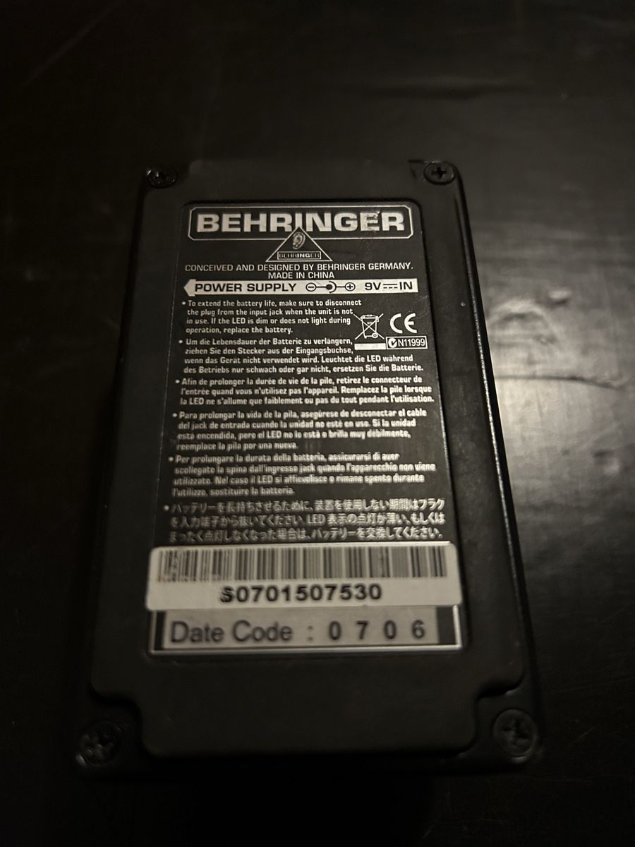 Behringer Strumenti musicali: Behringer DC9 Kompressor Pedal – Usato da Birr venduto da nbsound 4