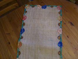 wunderschönes Deckeli, Läufer,Tischdecke,Handarbeit
