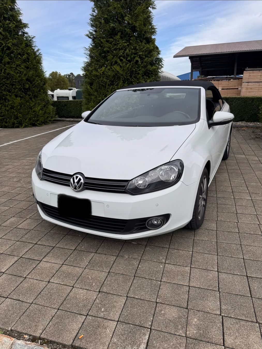 VW Automobili: VW Golf Cabrio 1.2 BMT – Usato da goldach venduto da Calistyle8