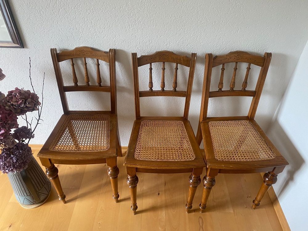 Alte Stühle Kaufen auf Ricardo