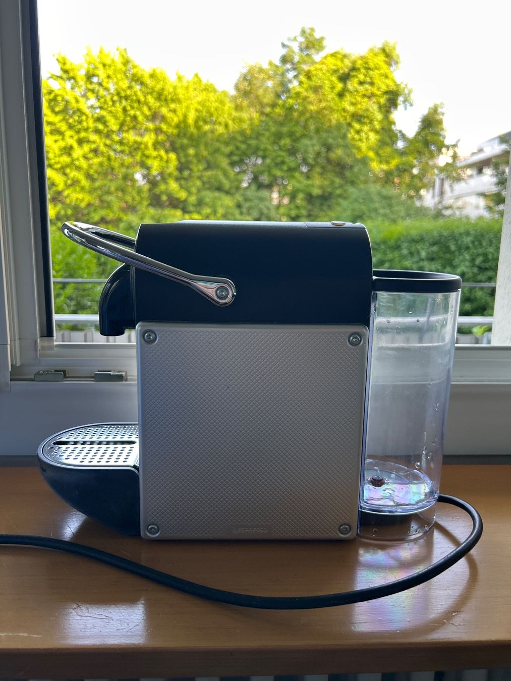 De'Longhi Macchine per caffè & Macchine per espresso: DeLonghi Pixie Nespresso Kapselmaschine – Usato da Wädenswil venduto da mic_rg7y 2
