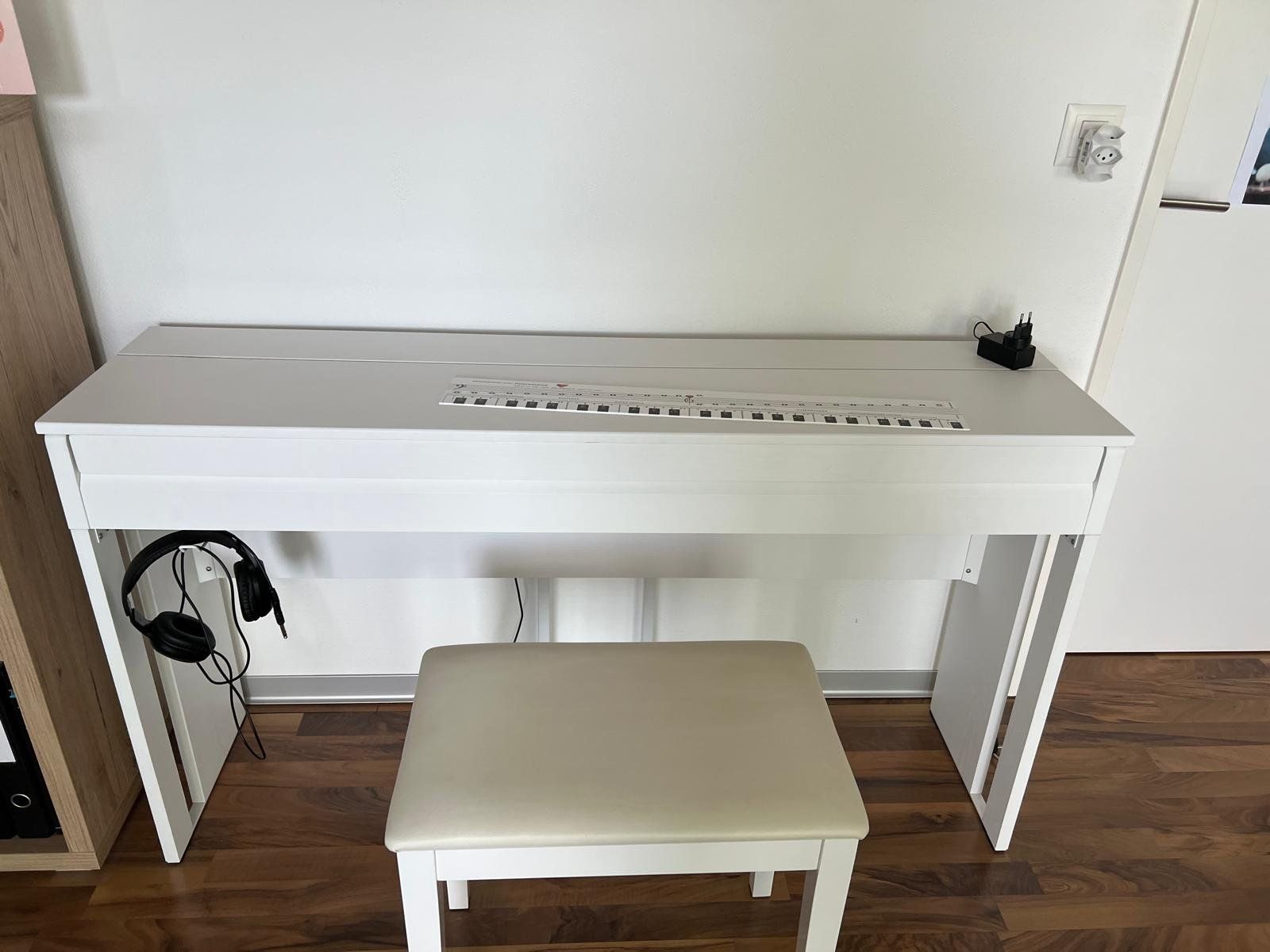 Musikinstrumente: Digitalpiano mit Klavierbank – Gebraucht aus Subingen von mummu46 2