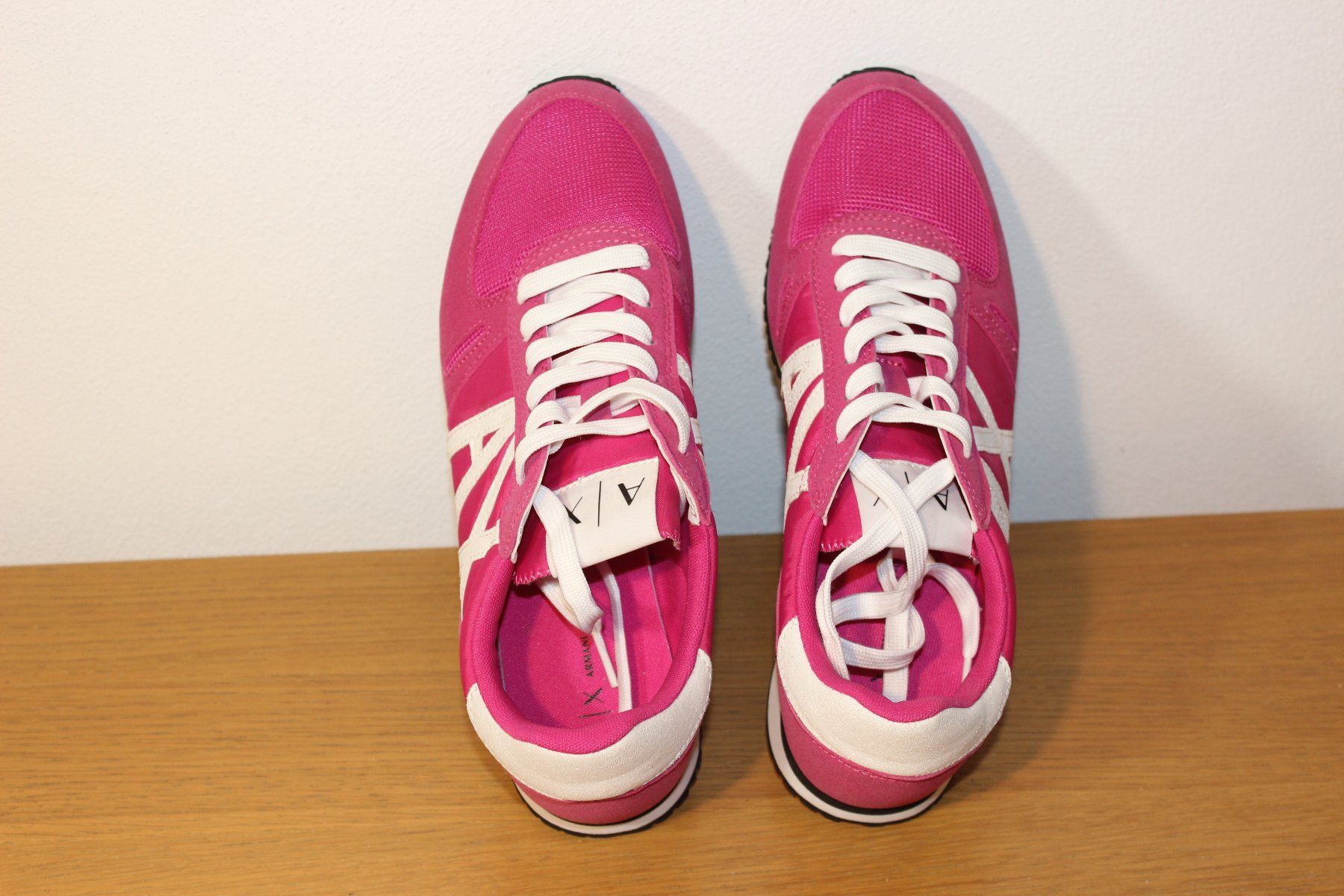 Armani Chaussures femmes: Armani Exchange Sneaker, Gr-40, Neu – Neuf avec emballage d'origine à Basel par Mila_Graf
