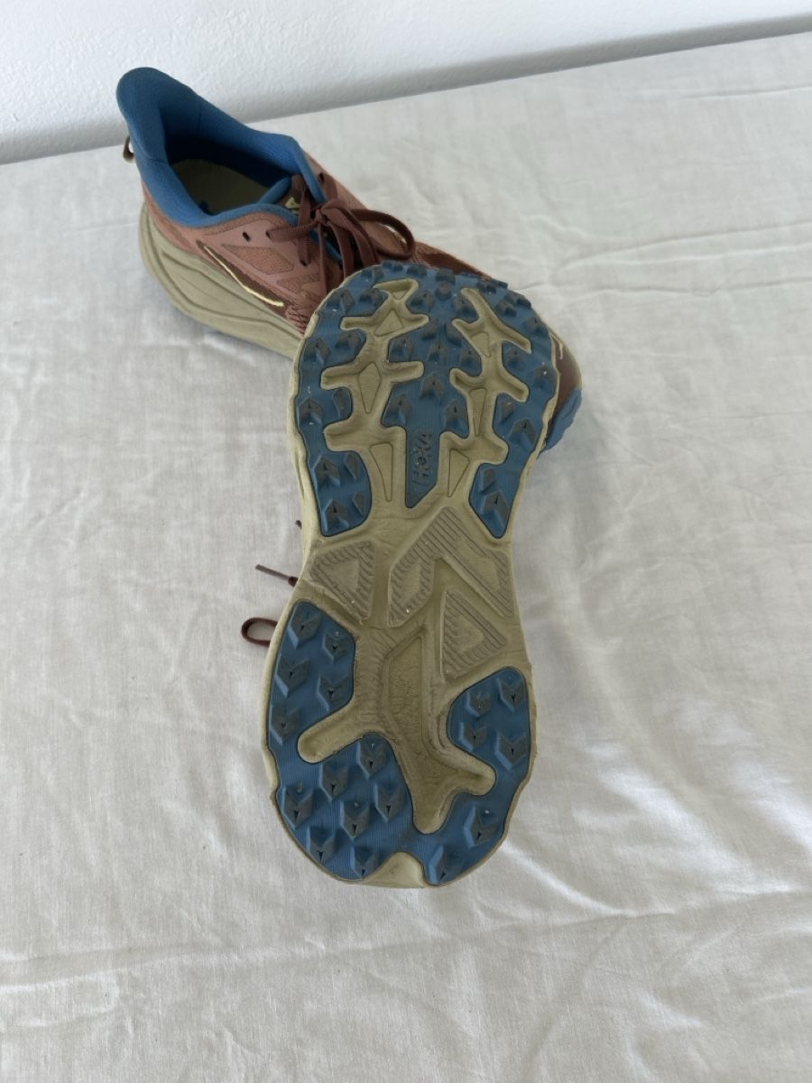 Scarpe da uomo: Hoka Challenger 8 44 2/3 – Nuovo (secondo la descrizione) da Dietikon venduto da mathemathis 1