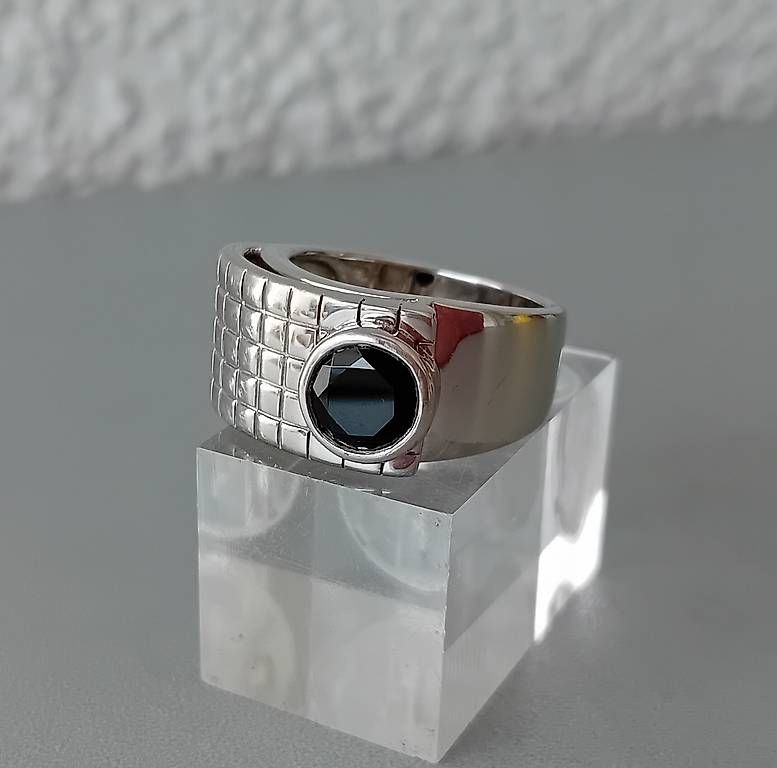 Anelli: Ring mit Spinell in Silber – Usato da Stans venduto da wer_fd5f