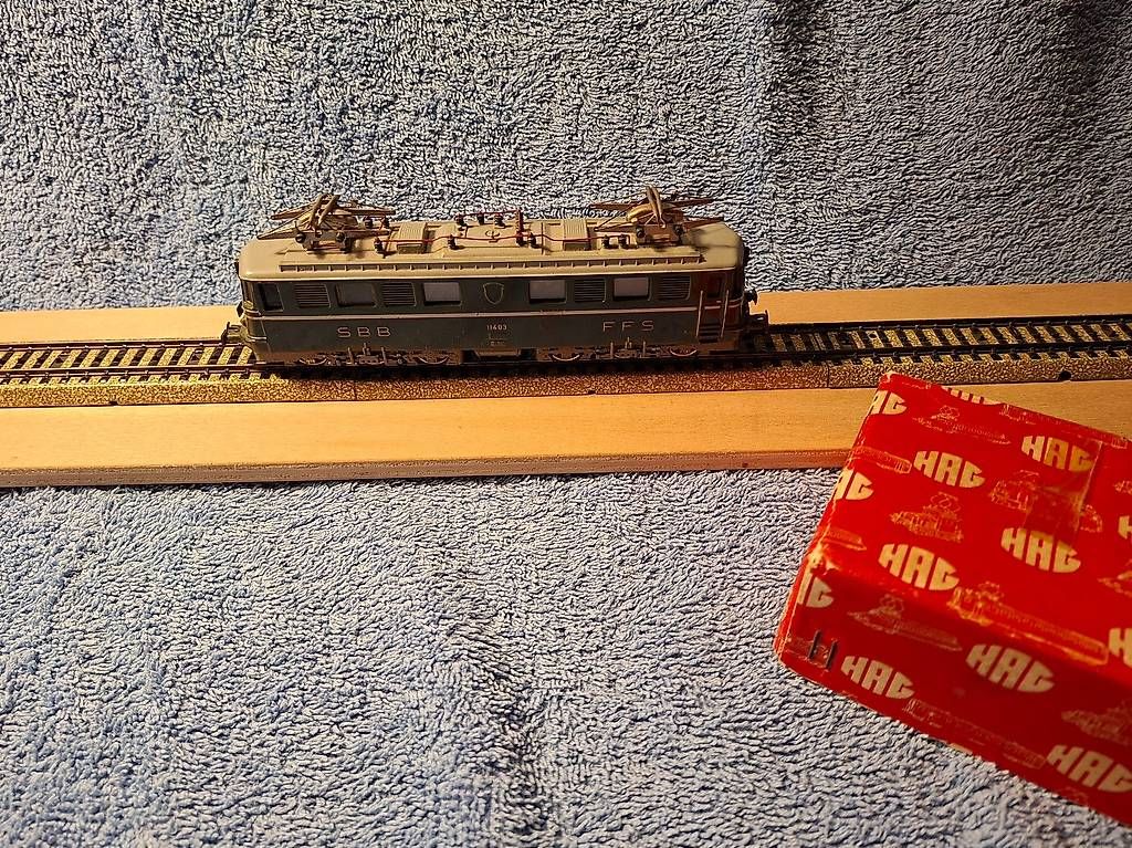 Märklin Modellini di ferrovie: Lok Ae 6/6 – Usato da Niederglatt ZH venduto da Riedo19