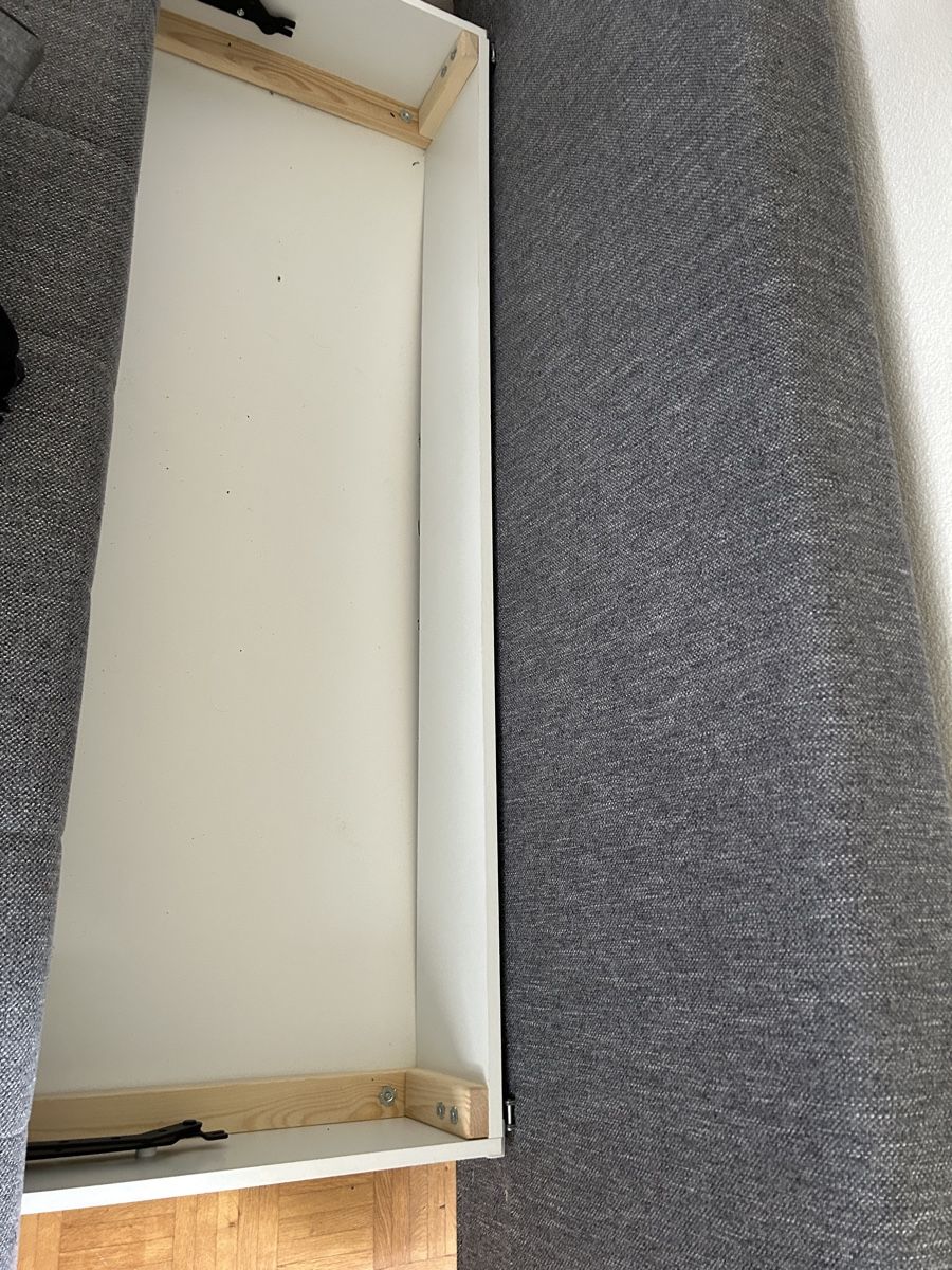 Divani: Schlafsofa in Grau zu verkaufen. – Usato da Cham venduto da gri_kv2p 2