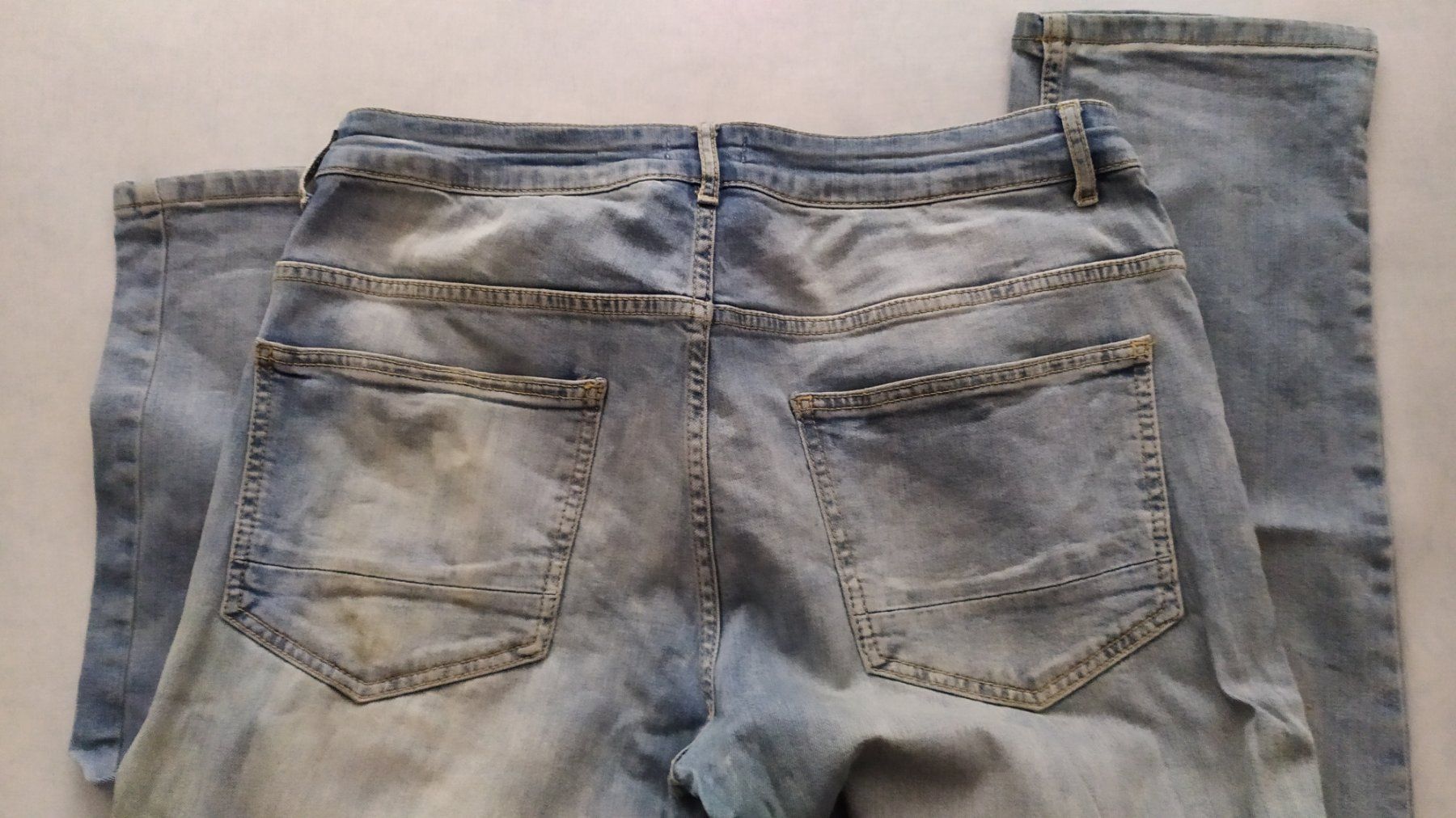Jeans: Jeans YOUR TURN Gr. 34 – Usato da Chezard St-Martin venduto da Loucail 1