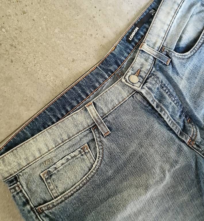 Jeans: ICEBERG Jeans Bugs Bunny Gr. 28 Limited Edition – Usato da Starrkirch-Wil venduto da NHA01 3