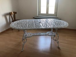 Gartentisch NOVA Oval weiss super Zustand