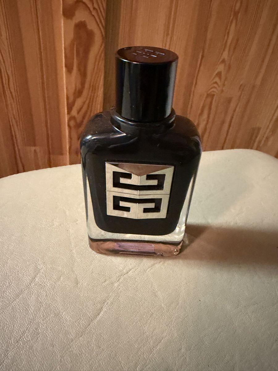 Givenchy Parfums & Eau de Toilette:  Givenchy Gentleman Society Eau de Parfum 60ml – Neuf (Voir description) à Triesenberg par dom_hd56