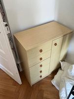 Kommode aus Holz