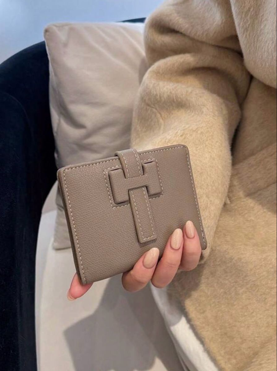 Brieftaschen: Portefeuille  – Neu und originalverpackt aus Châtel-St-Denis von Montclair_Swiss