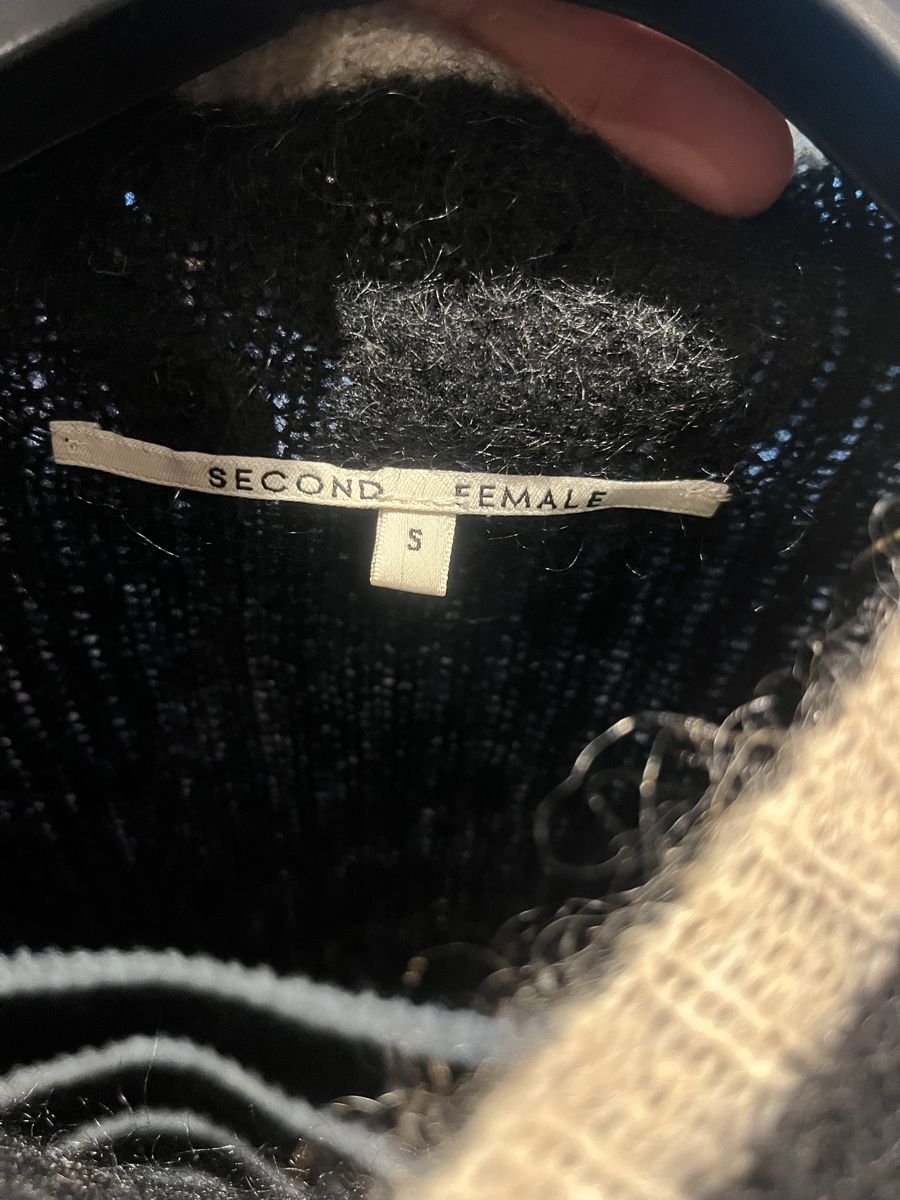 Maglioni & Felpe: Second Female Pullover gestreift schwarz weiss – Nuovo (secondo la descrizione) da St. Gallen venduto da lun_2szn 2