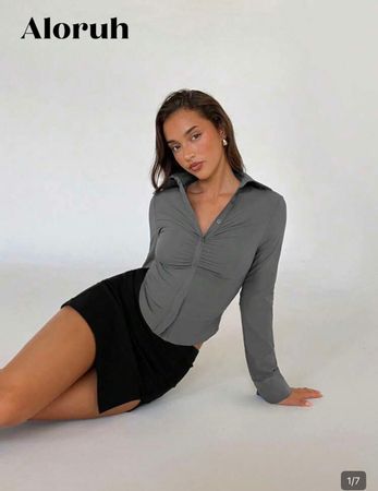 Damen Bluse grau Grösse S neuwertig