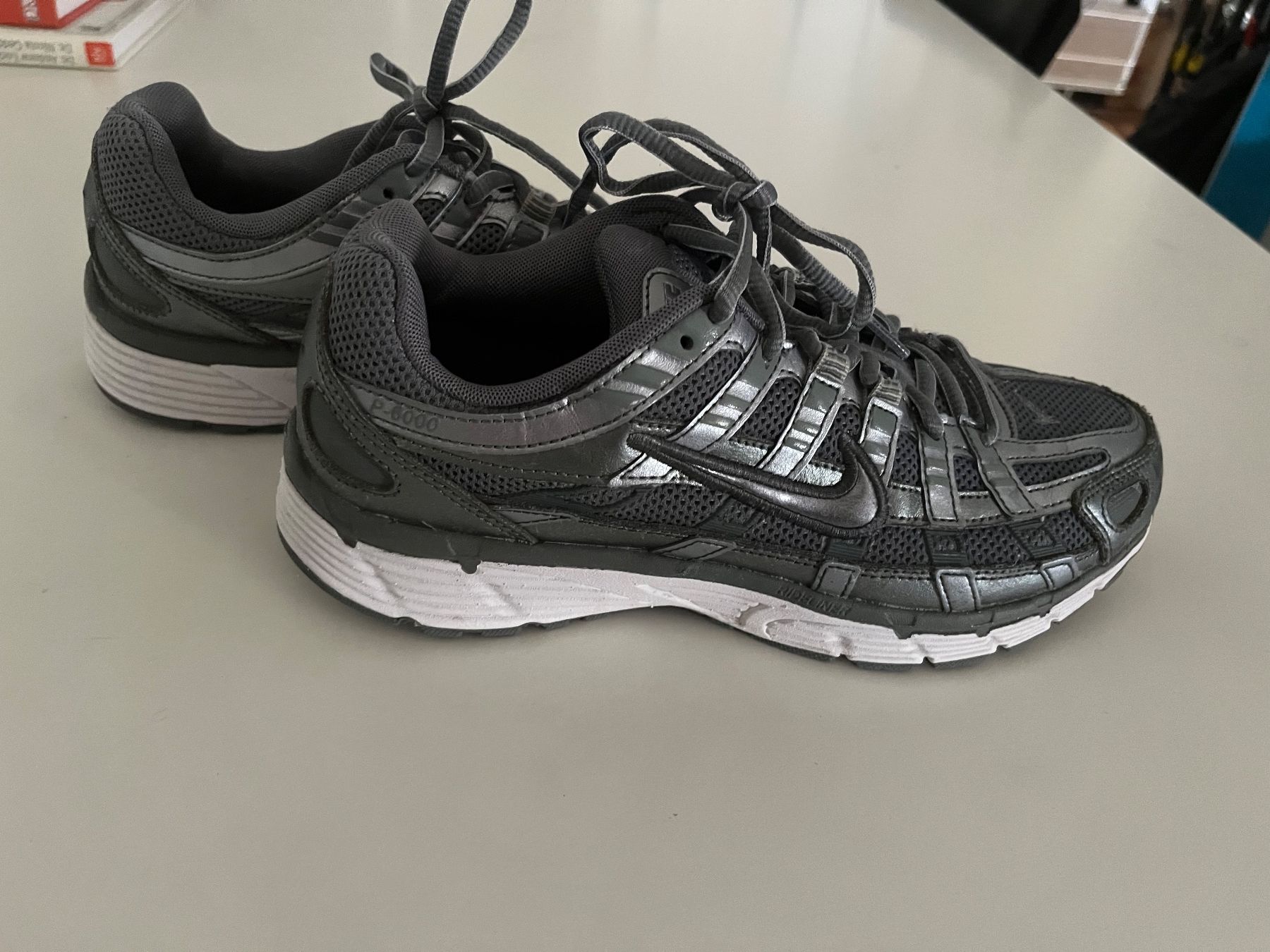 Nike Chaussures hommes: Nike P600 – D'occasion à Berneck par flokati01 2